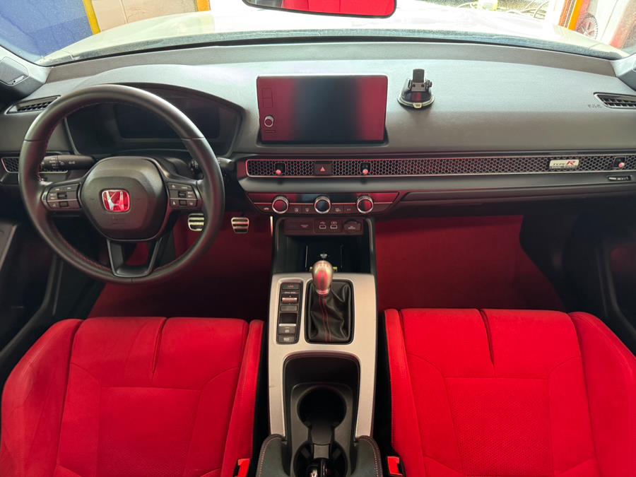 2024 Honda Civic Type R photo 17