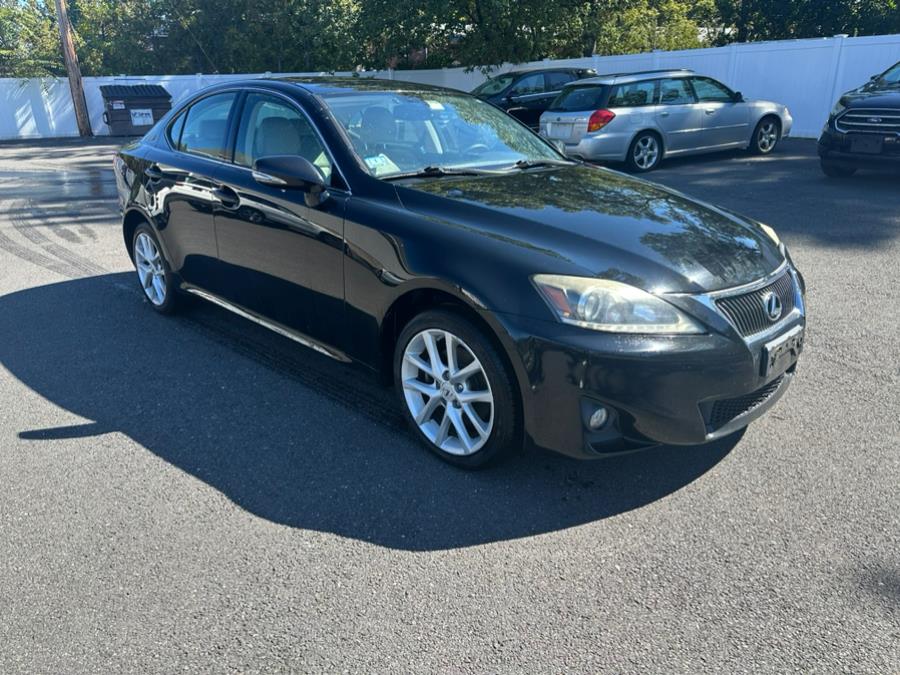 2011 Lexus IS 250 photo 2