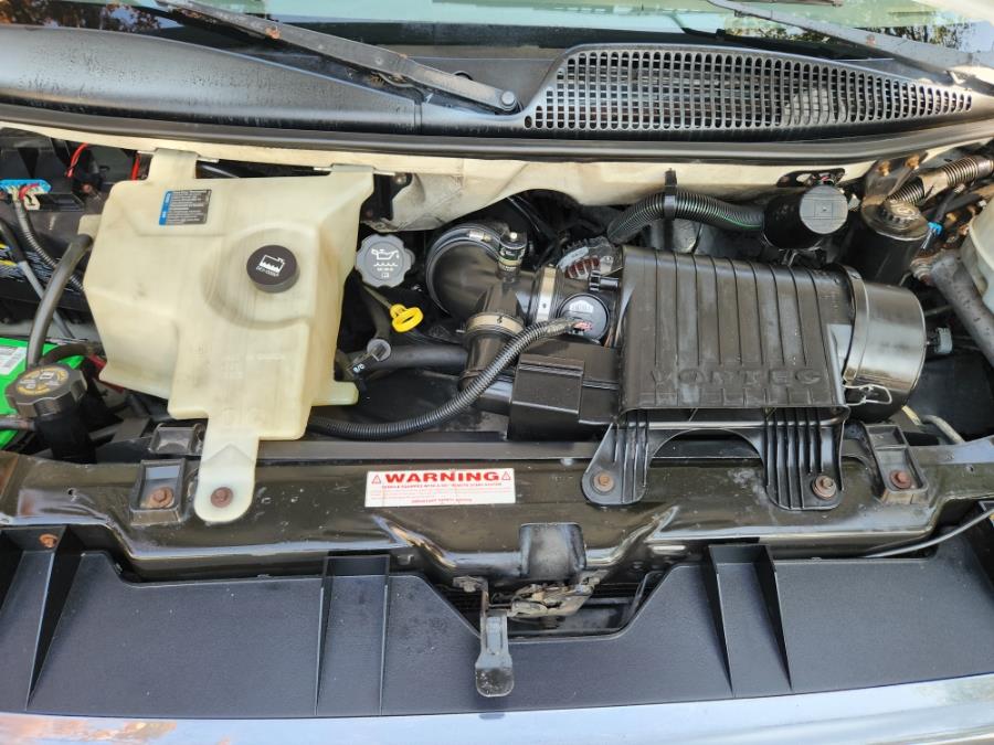 2004 Gmc Savana Cargo photo 33