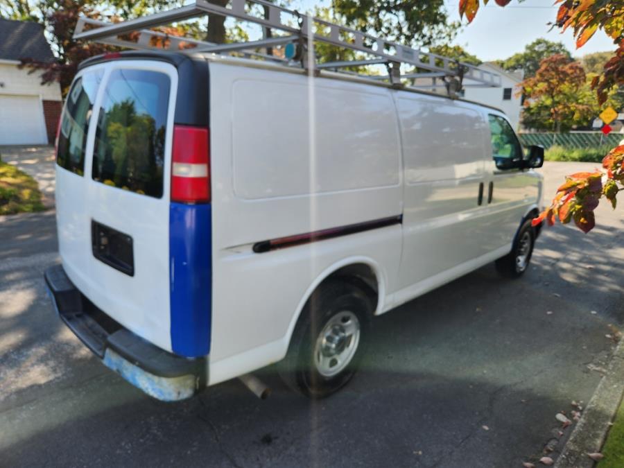 2004 Gmc Savana Cargo photo 3