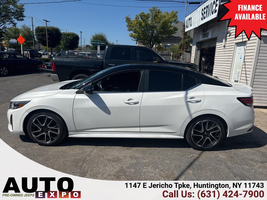 2024 Nissan Sentra SR photo 4