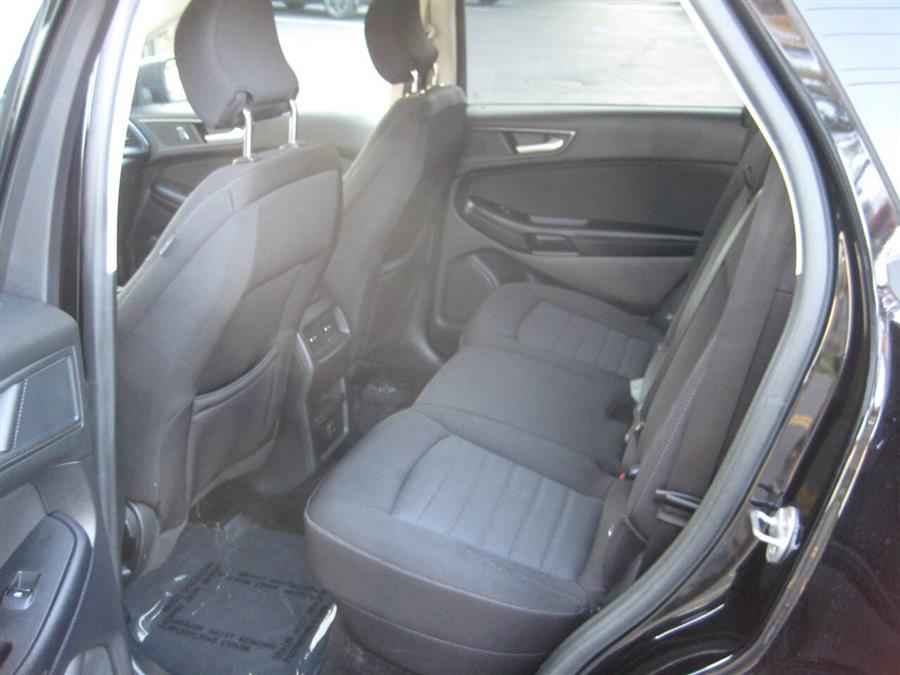 2018 Ford Edge SE photo 13