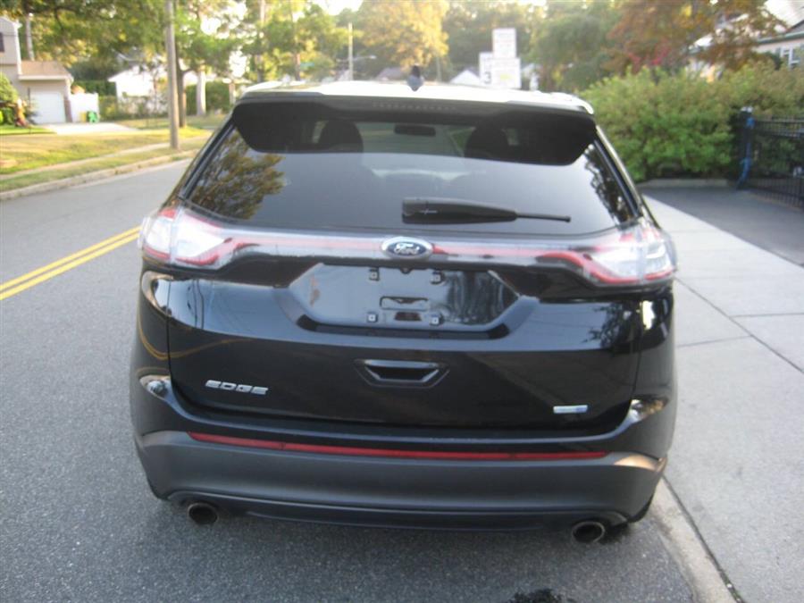 2018 Ford Edge SE photo 5