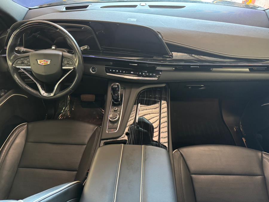 2024 Cadillac Escalade ESV photo 13