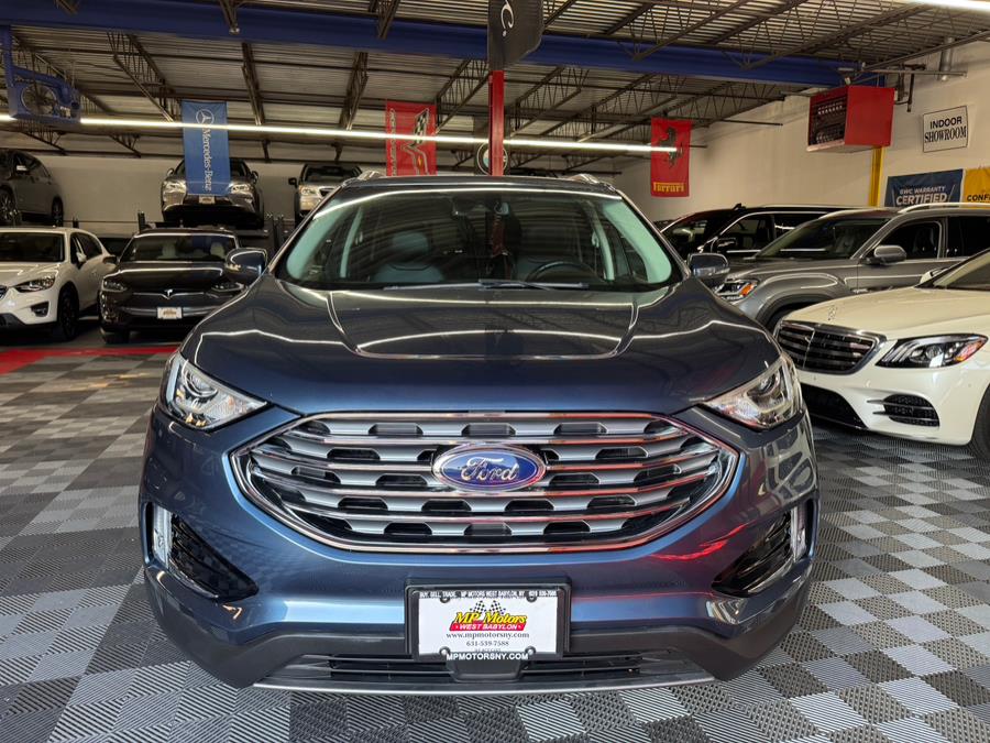 2019 Ford Edge SEL photo 2