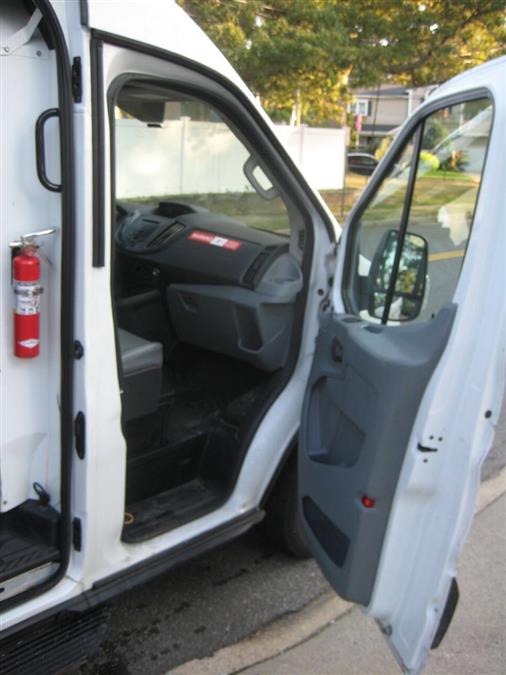 2019 Ford Transit Cargo Van photo 18