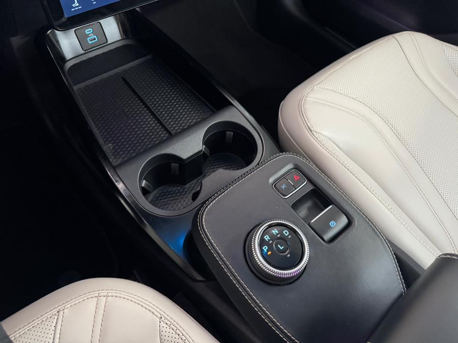 2021 Ford Mustang Mach-E Premium photo 15
