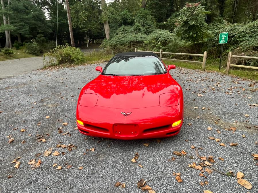 2000 Chevrolet Corvette photo 2