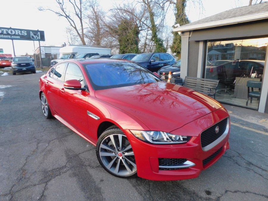 2017 Jaguar XE 35t R-Sport AWD's photo