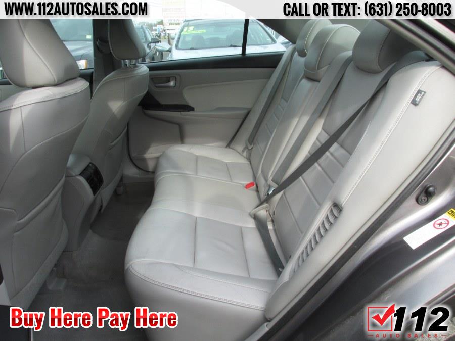 2015 Toyota Camry Se Hybrid; Le