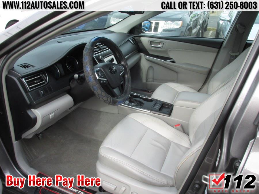 2015 Toyota Camry Se Hybrid; Le