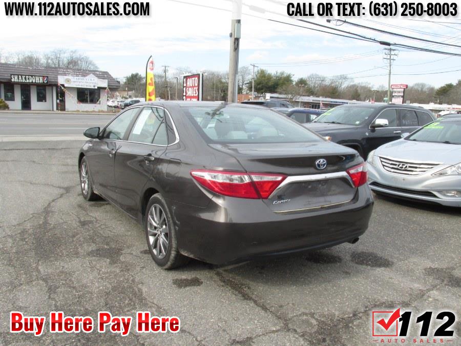 2015 Toyota Camry Se Hybrid; Le