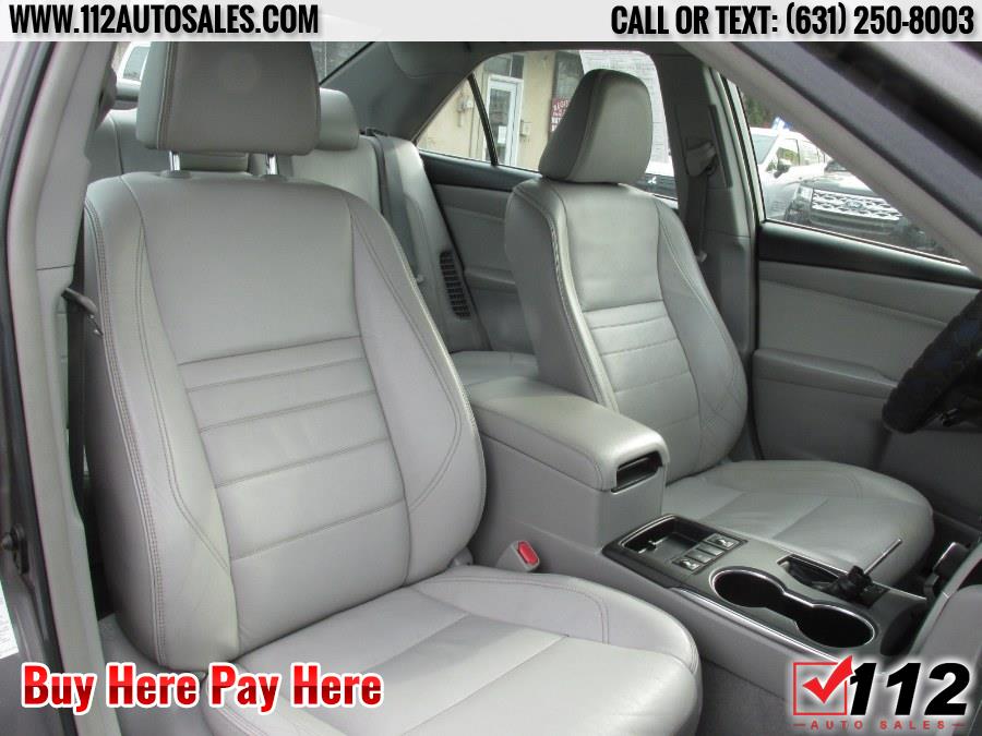 2015 Toyota Camry Se Hybrid; Le