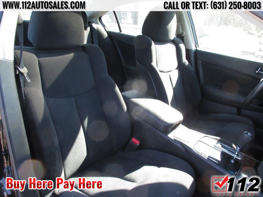 2011 Nissan Maxima S; Sv