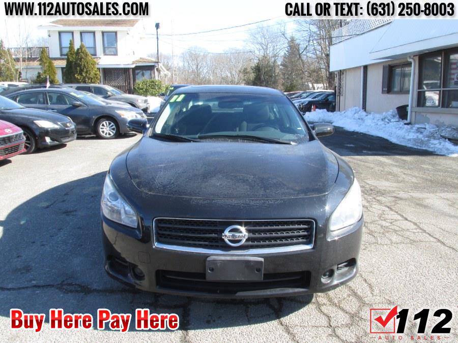 2011 Nissan Maxima S; Sv