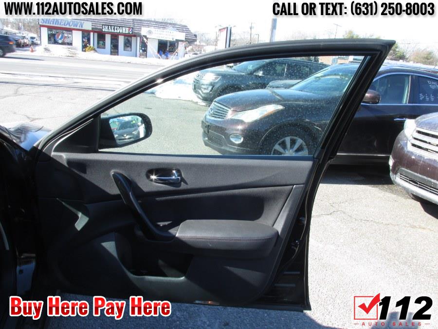 2011 Nissan Maxima S; Sv