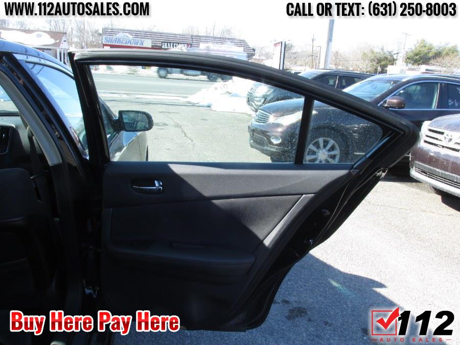 2011 Nissan Maxima S; Sv