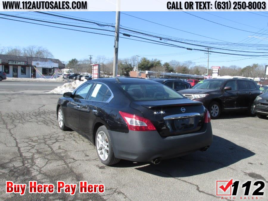 2011 Nissan Maxima S; Sv