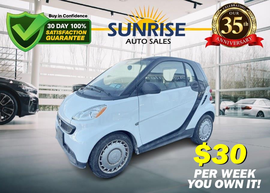 2013 smart fortwo pure's photo