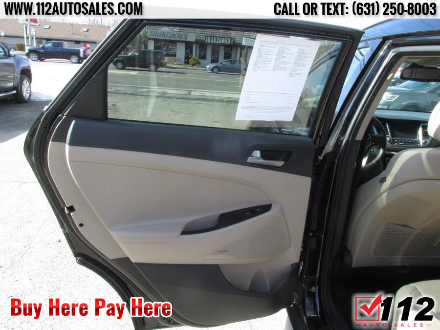 2018 Hyundai Tucson Base; Sport;