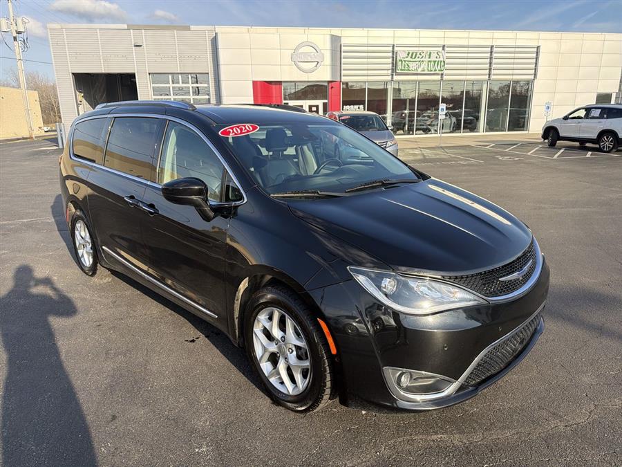 View vehicle photo 2