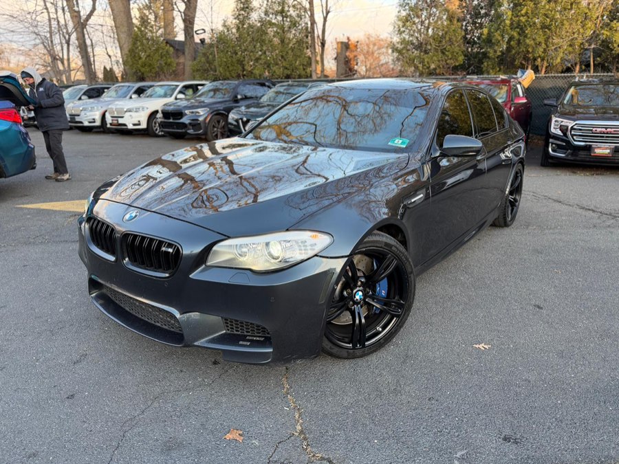 2013 BMW M5 RWD