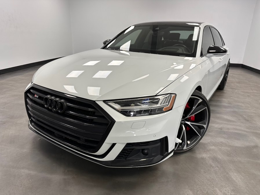 Audi S8 4.0T quattro