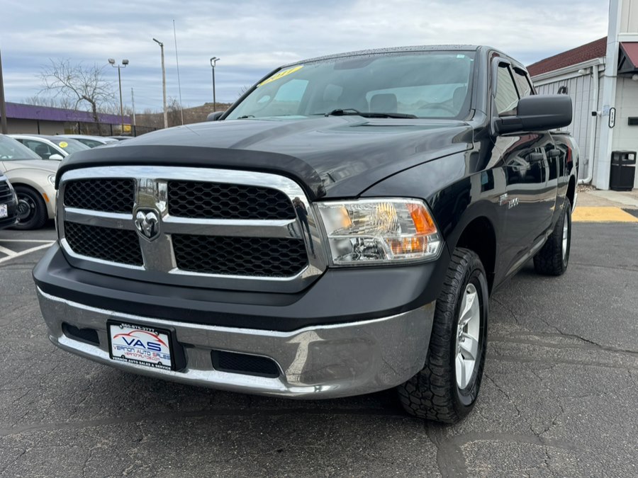 2017 RAM 1500 Express Quad Cab 4WD