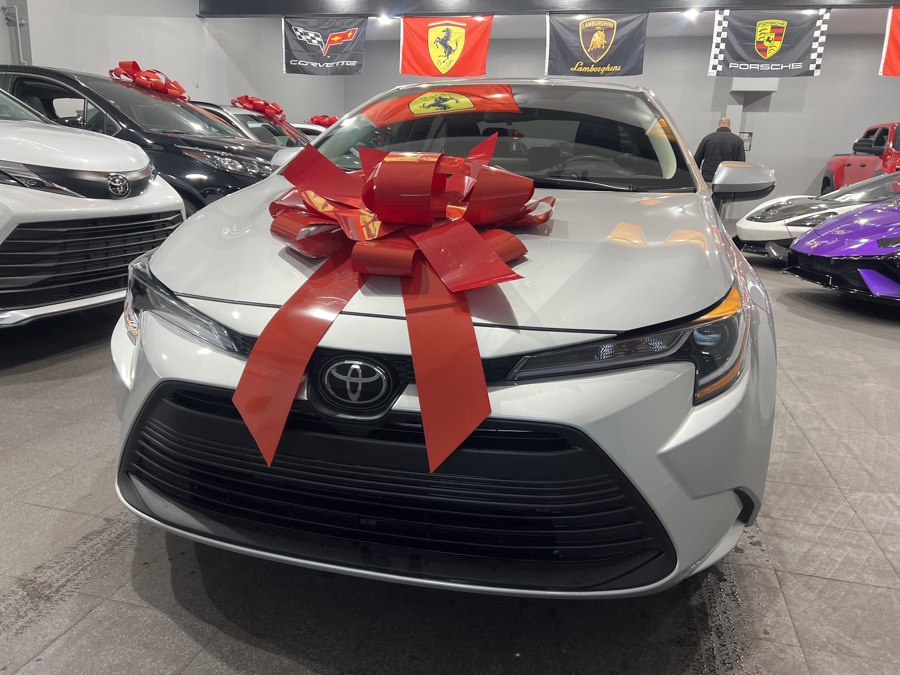 2025 Toyota Corolla LE FWD