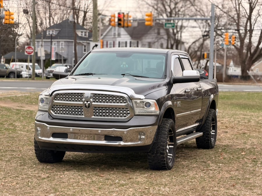 2014 RAM 1500 Laramie Crew Cab 4WD