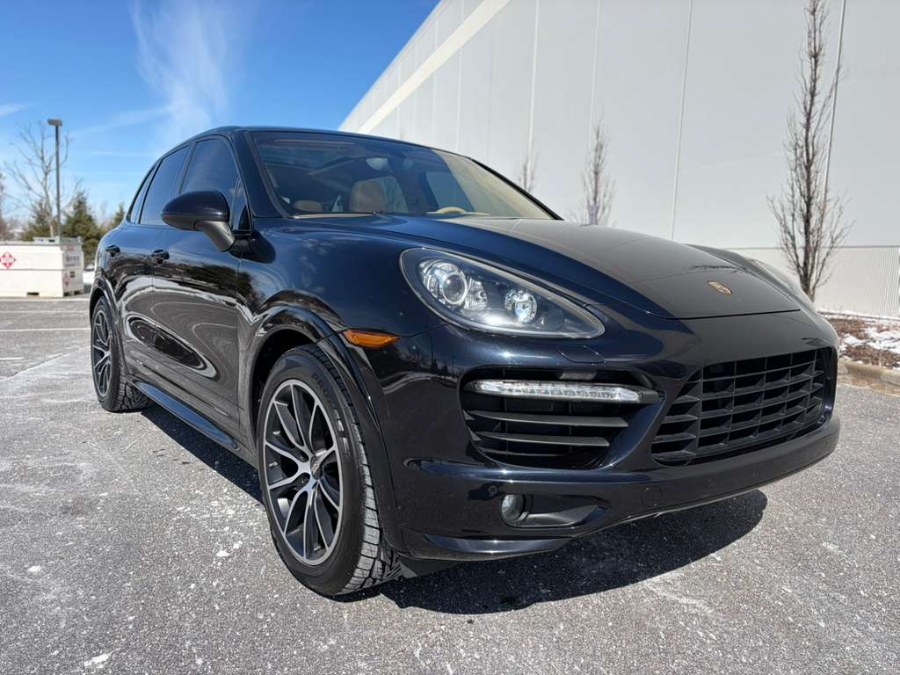 2013 Porsche Cayenne GTS AWD