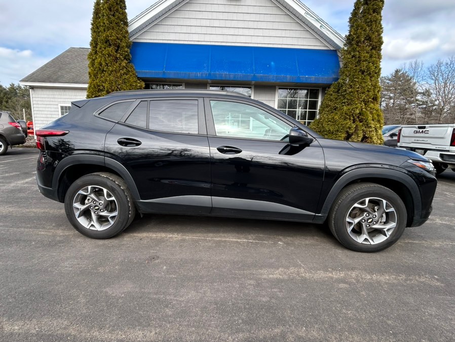 2024 Chevrolet Trax LT FWD