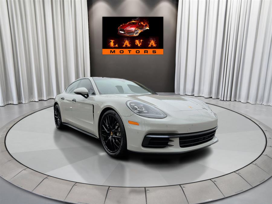 2018 Porsche Panamera 4 AWD