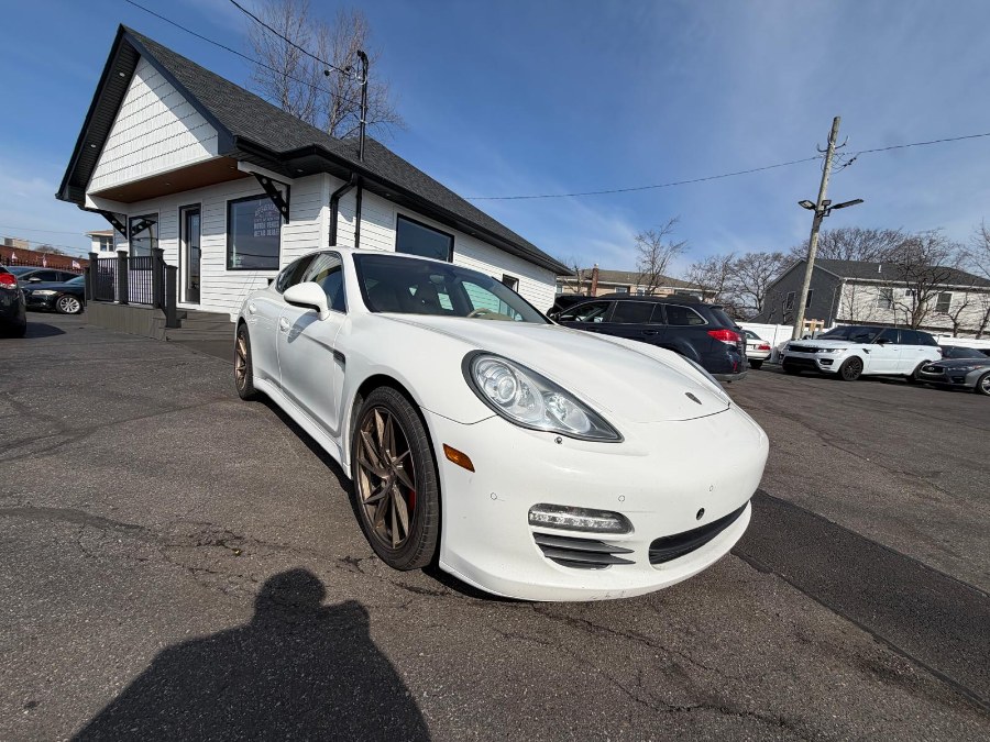 2011 Porsche Panamera S RWD