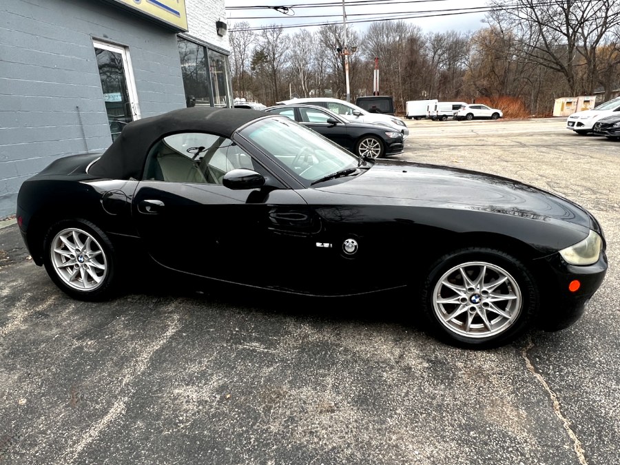 2005 BMW Z4 2.5i Roadster RWD