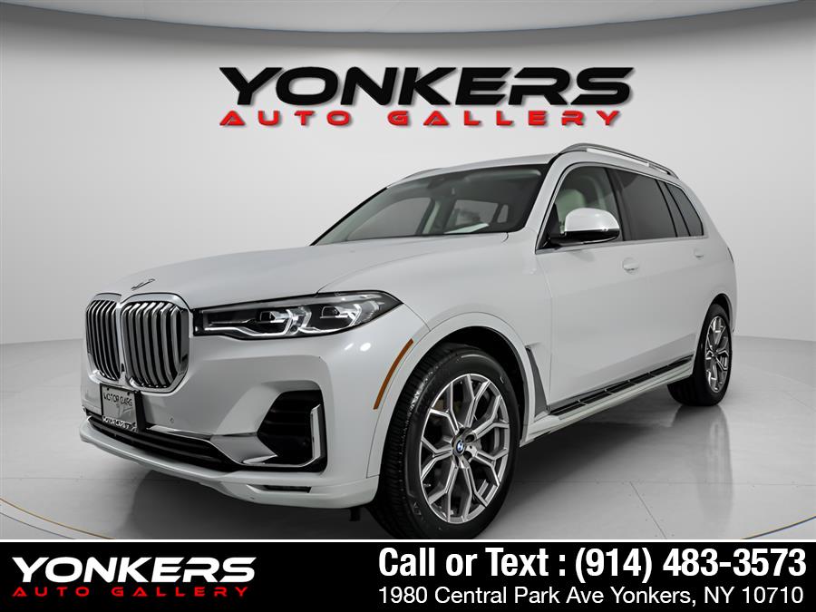 2022 BMW X7 xDrive40i AWD