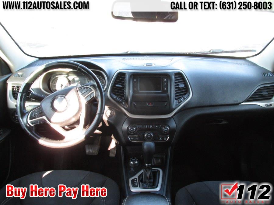 2016 Jeep Cherokee Latitude; n