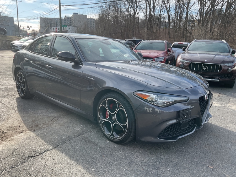 2022 Alfa Romeo Giulia Veloce AWD