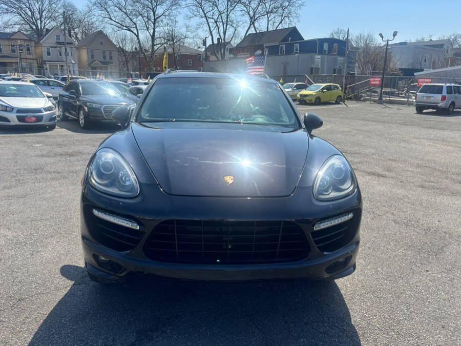 2013 Porsche Cayenne GTS AWD