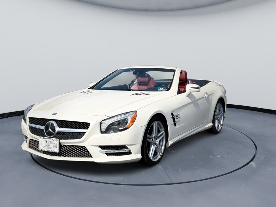 View vehicle photo 7