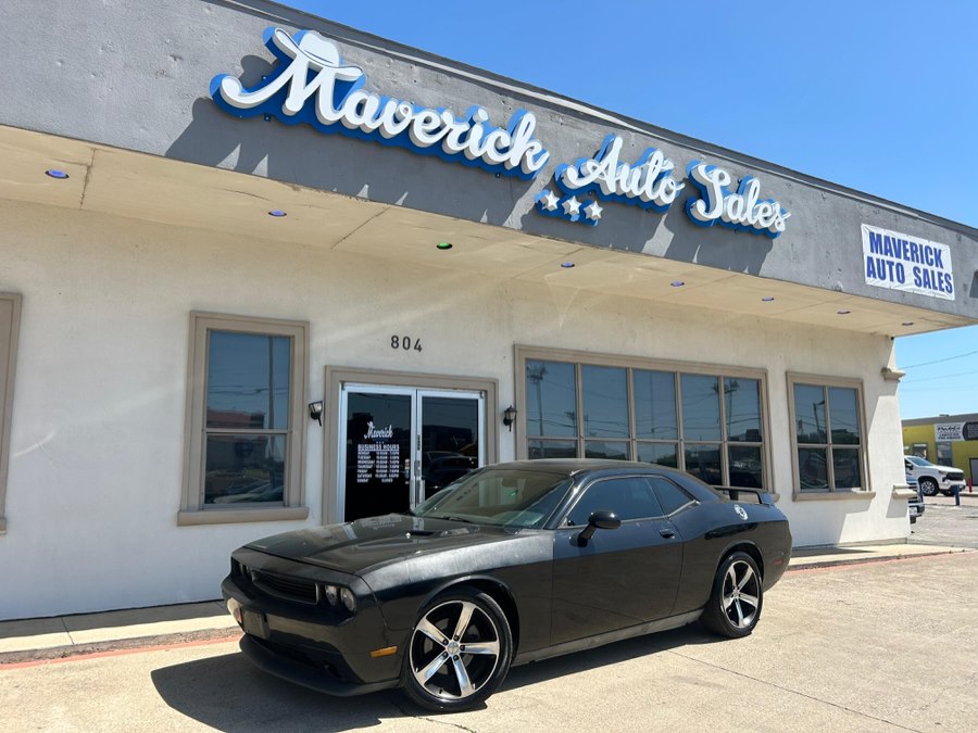 2012 Dodge Challenger SXT RWD