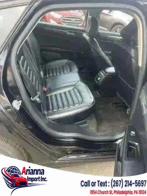 View vehicle photo 4