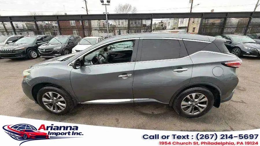 View vehicle photo 5