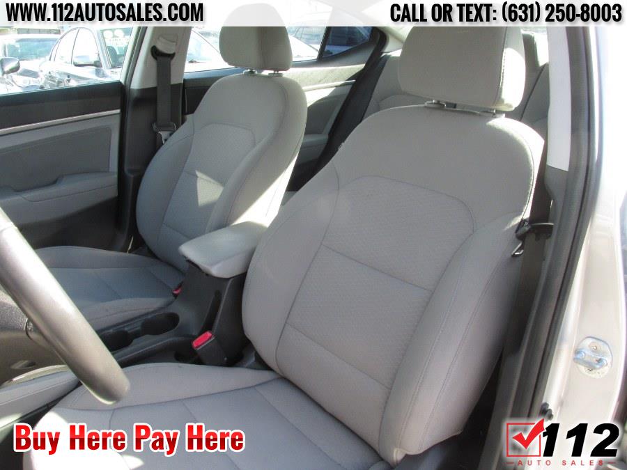 2018 Hyundai Elantra Limited; Se