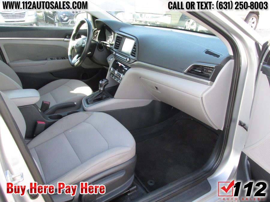 2018 Hyundai Elantra Limited; Se