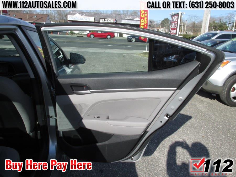 2018 Hyundai Elantra Limited; Se