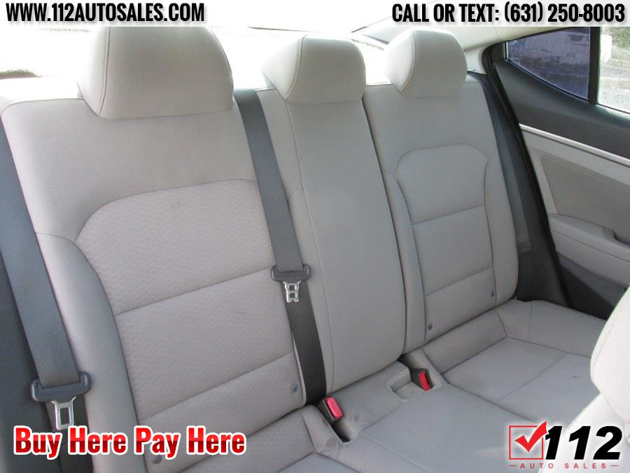 2018 Hyundai Elantra Limited; Se