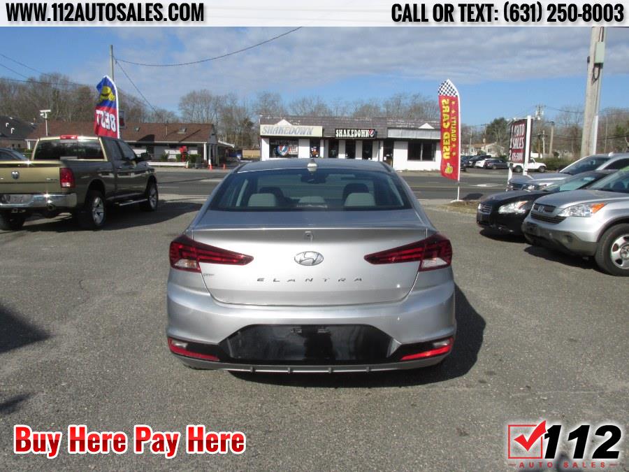 2018 Hyundai Elantra Limited; Se