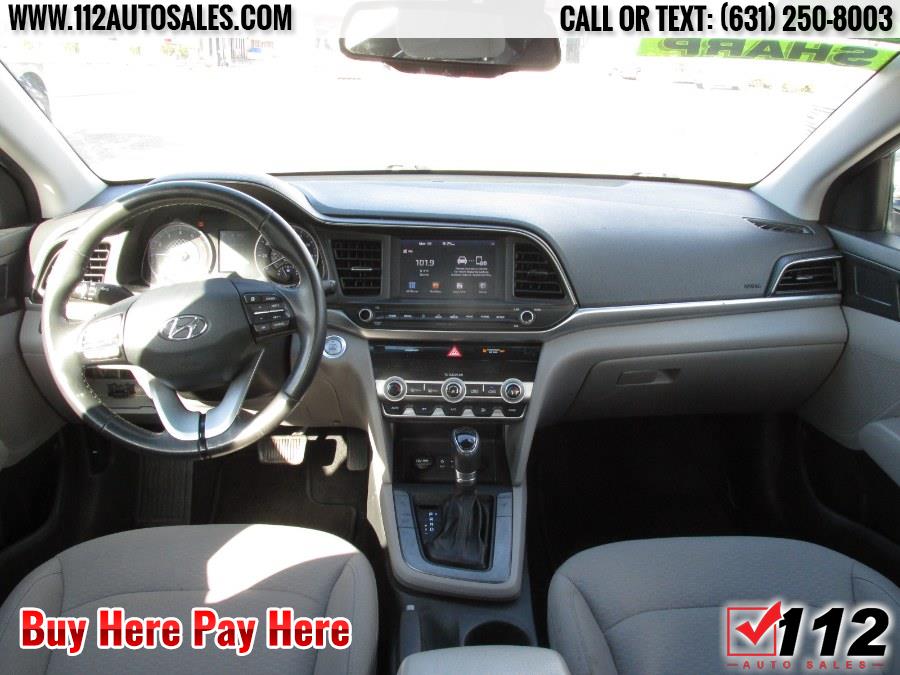 2018 Hyundai Elantra Limited; Se