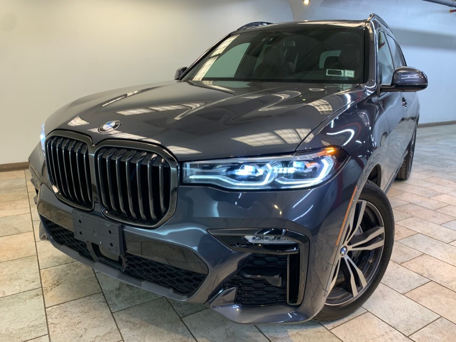 Gray (Arctic Grey Metallic) 2021 BMW X7 xDrive40i AWD SUV / Crossover All-Wheel Drive Automatic